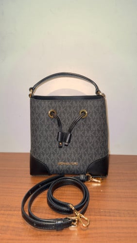 Michael Kors Mercer Small Logo Bucket Bag