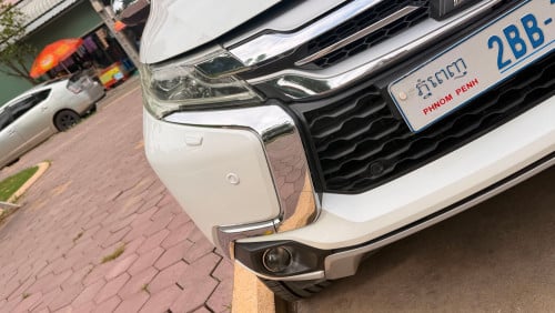 Mitsubishi pajero sport 017