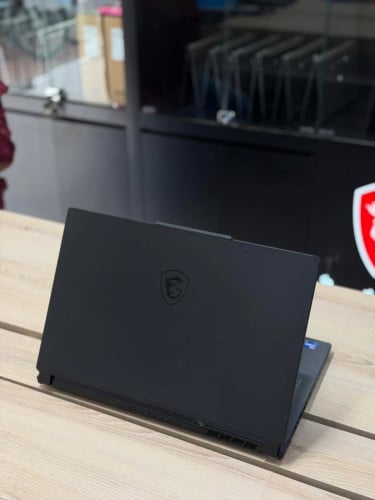MSI Cyborg15 A13UC Black Edition មួយទឹក2026