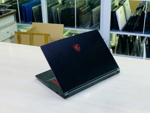 MSI GF63 Thin 10SCXR 15.6”FHD 1080 144Hz