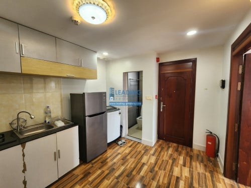 N1012 | Strong Man/Woman, 1 Bedroom Apartment For Rent 6th Floor-No Elevator