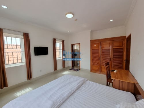 N1022 | Elevator 2 Bedrooms Apartment For Rent Free Wifi
