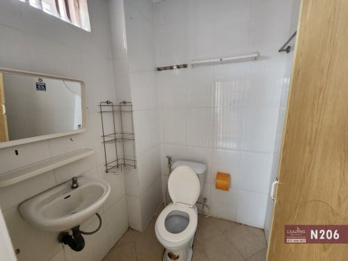 N206 | Fully Furnished 2 Bedrooms Apartment For Rent in Toul Tom Pong (Russian Mar