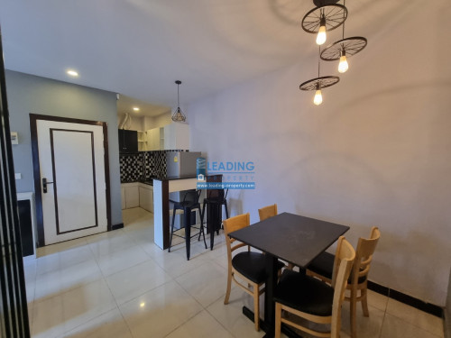 N555 | Western 2 Bedrooms Apartment For Rent Near Russian Market Free Wifi