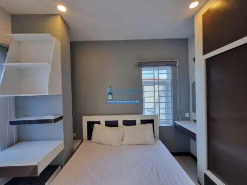 N555 | Western 2 Bedrooms Apartment For Rent Near Russian Market Free Wifi