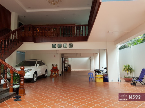 N592 | Western Serviced Apartment 1 Bedroom Unit For Rent Near Russian Market