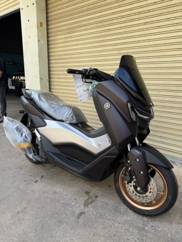 NEW 2025 YAMAHA NMAX 155 FROM JAPAN