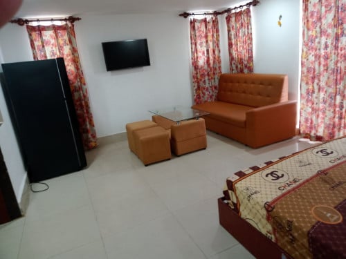 Nice Studio Apartment Elevator near st 271 Boeng Tompun