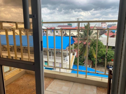 Nice Studio Apartment Elevator near st 271 Boeng Tompun Chipmong mall