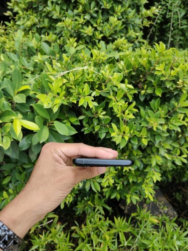 OnePlus 10Pro (ដានអេក្រង់)