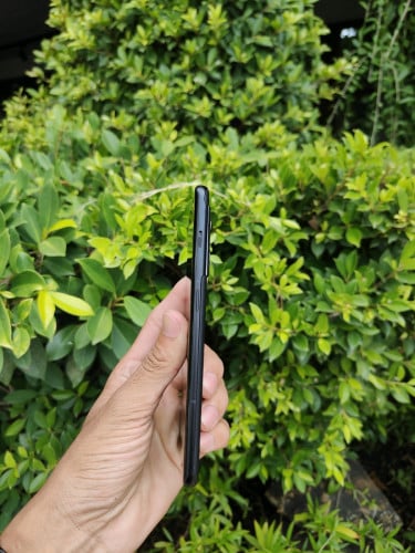 OnePlus 10Pro (ដានអេក្រង់)