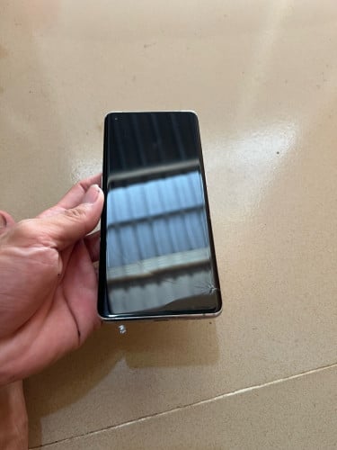Oppo find x5 8/256G Global បែកដូចរូបប្រើប្រាស់គ្មានបញ្ហា ក្រៅពីបែកនៅល្អទាំងអស់