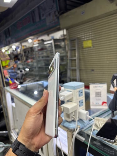 Pixel7pro 256G Ram12G Sim2 ESIM សានុំស្រុីនសរ អេក្រង់ស្រុីន