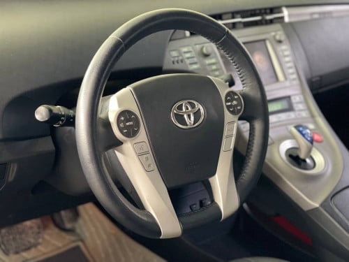 Prius 012 option 5 plug in advanced សូម ចុចលីងខាងក្រោមដើម្បើសួរពត៍មានប