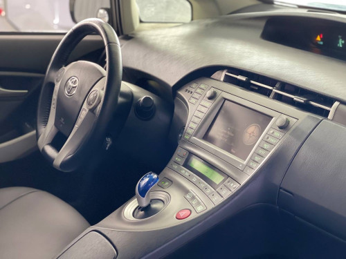 Prius 012 option 5 plug in advanced សូម ចុចលីងខាងក្រោមដើម្បើសួរពត៍មានប