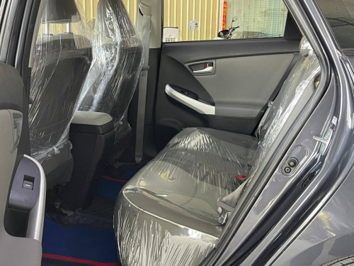 Prius 014 option 3 plug in សូម ចុចលីងខាងក្រោមដើម្បើសួរពត៍មានបន្ថែម