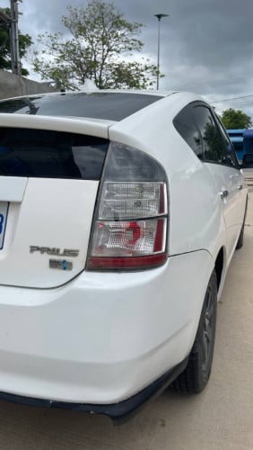 PRIUS 2004 For Rent /出租