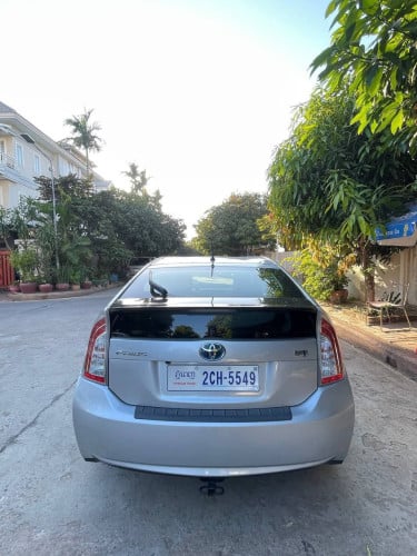 PRIUS 2012 For Rent /出租