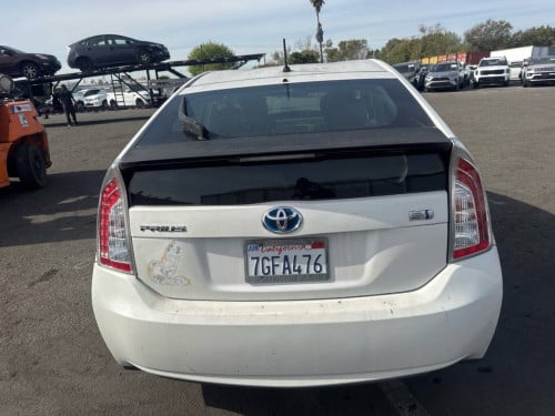Prius 2014 មេឡាន សុីនមួយជុំ