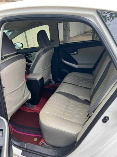 PRIUS 2014 For Rent /出租