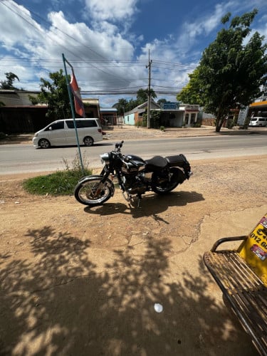 Royal500cc ថ្មីណាស់ចចាបាន