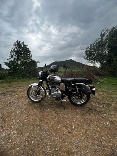 Royal500cc ថ្មីណាស់ចចាបាន