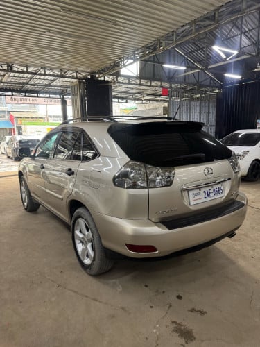 RX330 ឆ្នាំ2004 Hfull ប៉ុង1 ឡានថ្មីដាច់