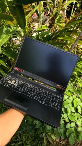 Ryzen AMD 16g RAM 512g M.2