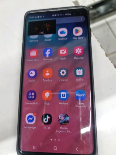 Samsung s10 plus ស្ទើសំបក