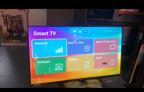 Samsung smart TV 43 inch crystal
