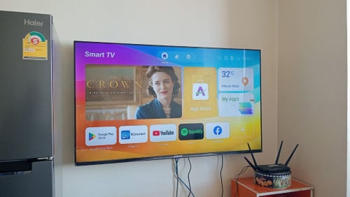 Samsung smart TV 55 inch crystal