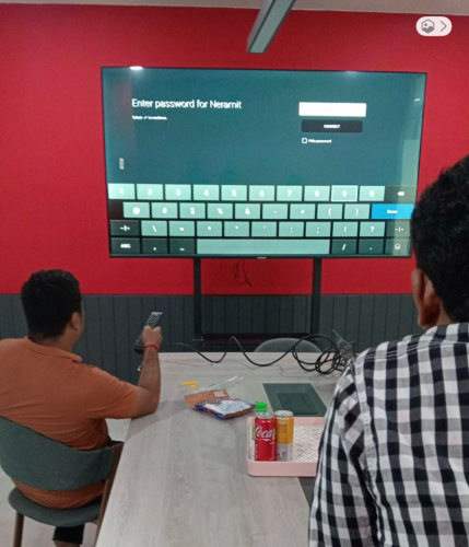 Samsung smart TV 90 inch UHD 4k