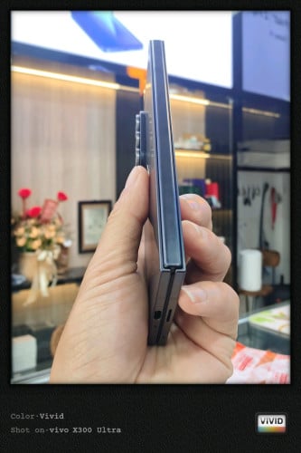 Samsung ZFold7 256G 98% 999$