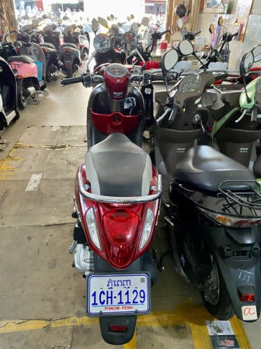 SCOOPY-I 2014( ម៉ូតូក្រុមហ៊ុននៅស្អាត90%)