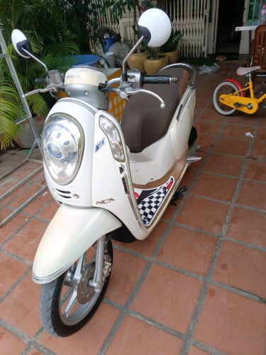 Scoopy i 350$