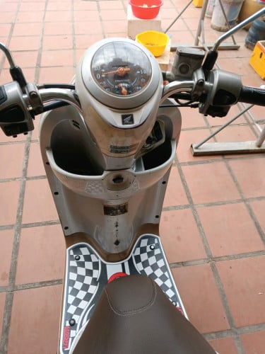 Scoopy i 350$