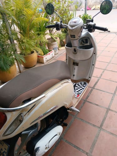 Scoopy i 350$