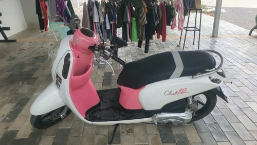 Scoopy i