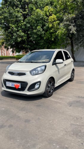 Sell Kia morning 012 luxury option smart key