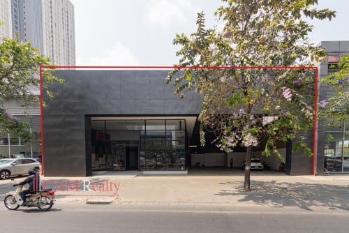 Showroom For Rent along Russian Federation Blvd