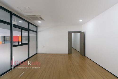 Showroom For Rent along Russian Federation Blvd