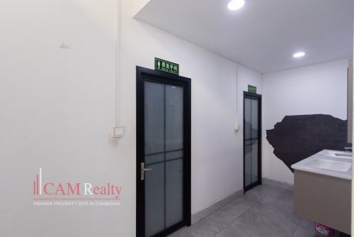 Showroom For Rent along Russian Federation Blvd