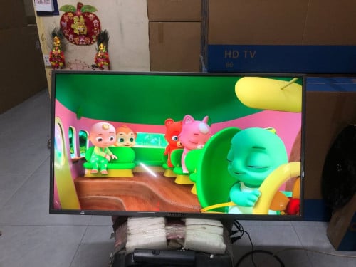 Smart TV 46 inch crystal