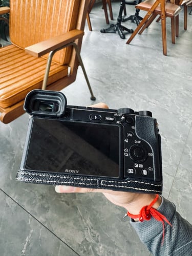 SONY A6400 + Kit Len 98%