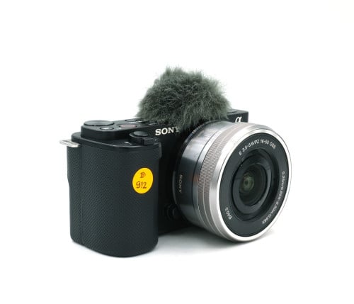 SONY ZV-E10 KIT 16-50mm F/3.5-5.6 OSS