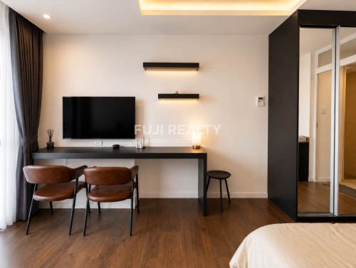 Studio room for rent at the penthouse residence