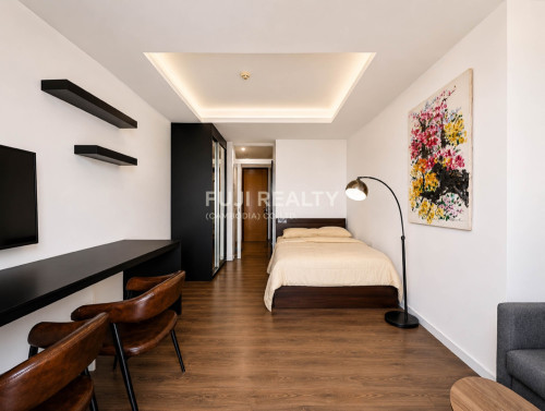 Studio room for rent at the penthouse residence