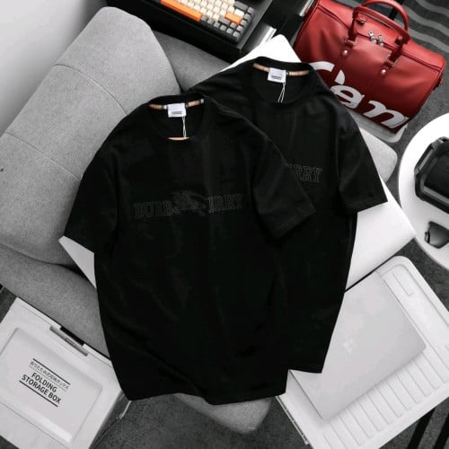 T-shirt BBR  មានស្តុក​ស្រាប់​កំម៉ង់​ភ្លាម​ដឹកជញ្ជូន​ភ្លាម​😘Fabric: cotton 4c▪️Size: S M L XL XXL