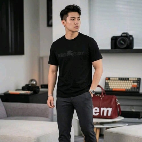 T-shirt BBR  មានស្តុក​ស្រាប់​កំម៉ង់​ភ្លាម​ដឹកជញ្ជូន​ភ្លាម​😘Fabric: cotton 4c▪️Size: S M L XL XXL