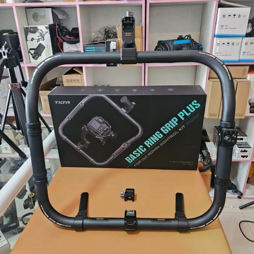 Tilta Ring Grip Plus with Integrated Control Handle for DJI Ronin